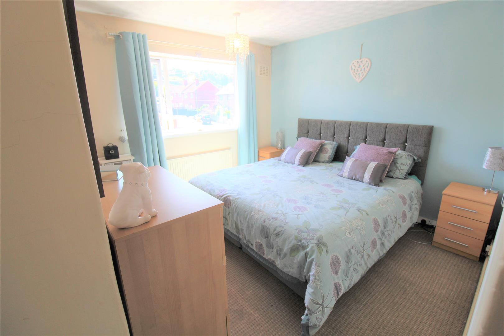Edge View Road, Baddeley Green, Stoke-On-Trent